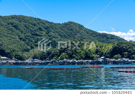[Kyoto Prefecture] Ine no Funaya (traditional building) 105820483
