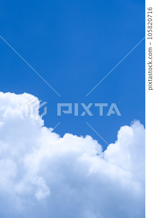 夏天的天空和雲彩橫濱 夏天的天空和雲彩橫濱 105820716