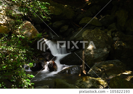 後藤瀑布夏天 105822193