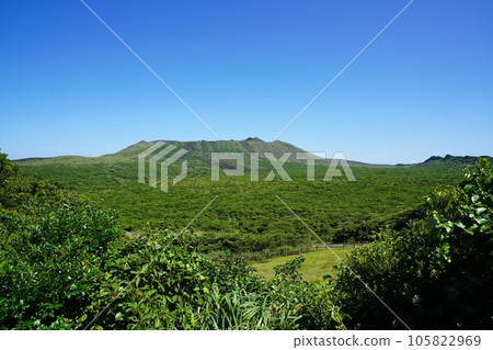 Tokyo Izu Oshima Mihara mountain 105822969