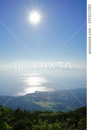 東京伊豆大島三原山 東京伊豆大島三原山 105822985