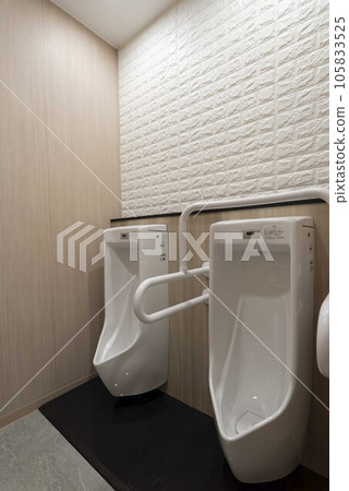 Clean men's restroom Clean men's restroom 105833525