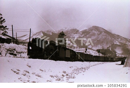1970 D51 auxiliary freight train, Ou Main Line, Ikarigaseki, Aomori Prefecture, documentary photo 105834291