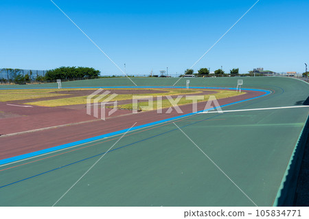 Sunny summer sky and scenery of a bicycle racetrack in Ishikawa Prefecture | Keirin image | Uchinada Town, Kahoku-gun, Ishikawa Prefecture Sunny summer sky and scenery of a bicycle racetrack in Ishikawa Prefecture | Keirin image | Uchinada Town, Kahoku-gun, Ishikawa Prefecture 105834771