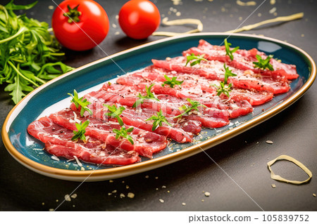 Carpaccio Black Angus Carpaccio Black Angus 105839752