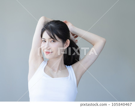 Young woman stretching woman beauty beauty skin care young woman 105840467