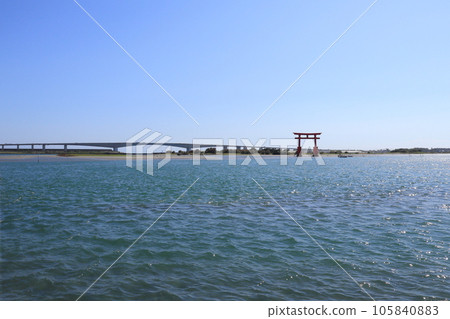 Summer of Lake Hamana seen from Bentenjima 105840883