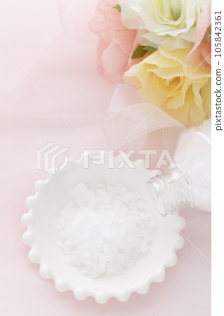 　Rock salt 105842361