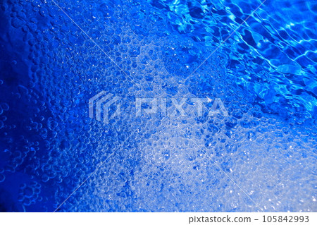 Ripples and bubbles on the water surface of the pool Ripples and bubbles on the water surface of the pool 105842993