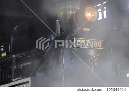 Niitsu locomotive photo session C57180 steam locomotive standing in the locomotive with special gate differential specifications Banetsu story 105843014