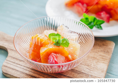 多汁的桃子果凍 多汁的桃子果凍 105847730