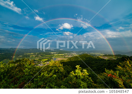 彩虹風景(拍攝於新潟縣小島市山本山高原) 彩虹風景(拍攝於新潟縣小島市山本山高原) 105848547