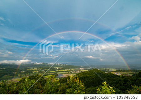 彩虹風景(拍攝於新潟縣小島市山本山高原) 彩虹風景(拍攝於新潟縣小島市山本山高原) 105848558