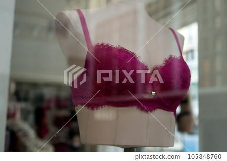 Closeup of pink bra on mannequin in a fashion store showroom 105848760