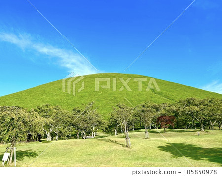 Refreshing plateau Refreshing plateau 105850978