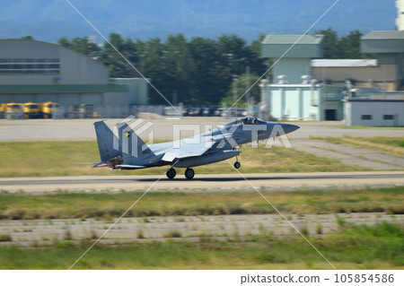 日本航空自衛隊第 306 中隊 F-15 鷹起飛 日本航空自衛隊第 306 中隊 F-15 鷹起飛 105854586