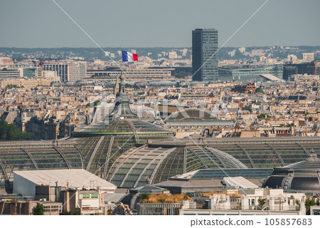 Aerial view of Paris cityscape with the Louvre building on a sunny day. 105857683
