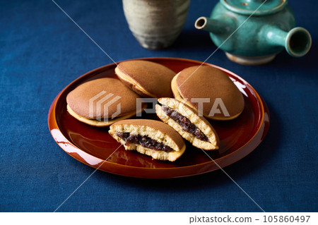 Dorayaki cut in half Dorayaki cut in half 105860497
