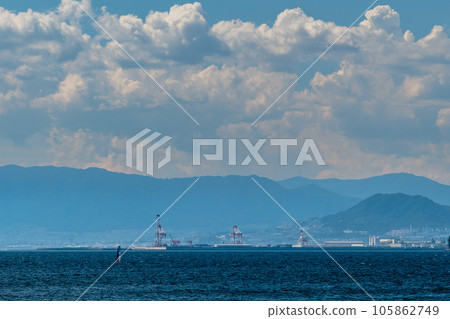 Summer sky, clouds and sea 105862749