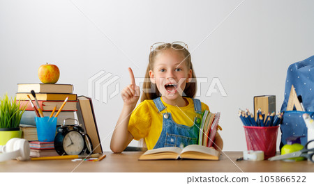 Kid is learning in class 105866522