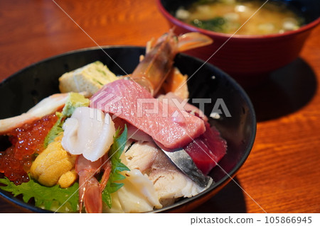 Seafood bowl (special) Seafood bowl (special) 105866945