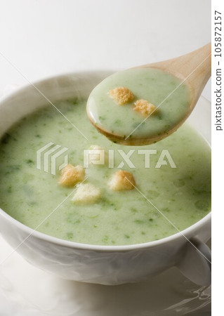菠菜湯 105872157
