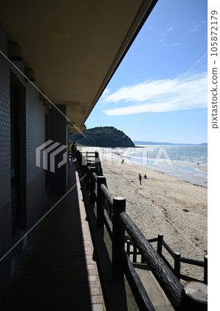 Summer coastal scenery Sea and sandy beach Summer coastal scenery Sea and sandy beach 105872179