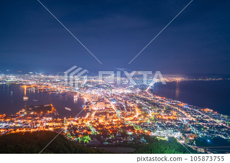 （北海道）從函館山展望台看到的函館市夜景 105873755