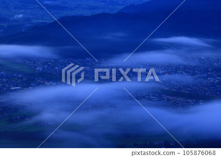 山脈和雲海 山脈和雲海 105876068