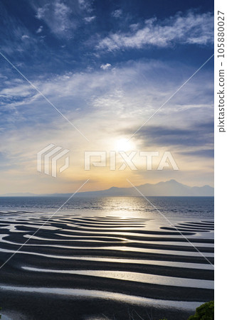 "Japan's Top 100 Beaches" Sunset at Okoshiki Beach and Ariake Sea "Japan's Top 100 Beaches" Sunset at Okoshiki Beach and Ariake Sea 105880027