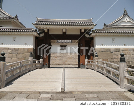 駿府城東門（日本名城百選） 105880321