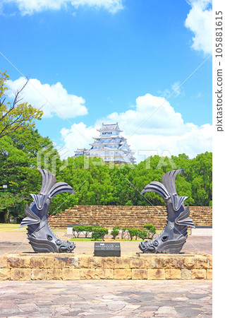 Scenery of National Treasure Himeji Castle seen from Shiromidai Park, Himeji City Scenery of National Treasure Himeji Castle seen from Shiromidai Park, Himeji City 105881615