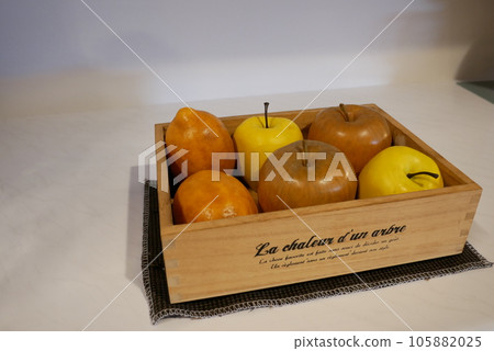 fruit in a wooden box fruit in a wooden box 105882025