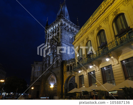 Prague Old Town Gate (Powder Gate) and Historic Town Hall 105887136