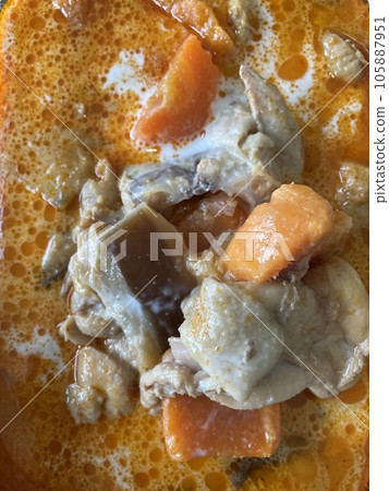 High angle of Cambodian Curry in a portion 105887951