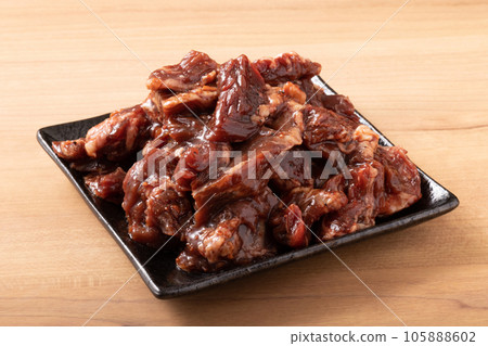 牛裙排（蒜蓉醬油） 105888602