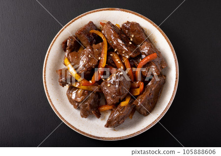 蠔油辣椒炒牛裙 105888606