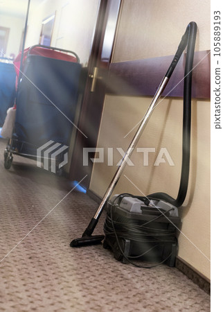 Vacuum cleaner 105889193