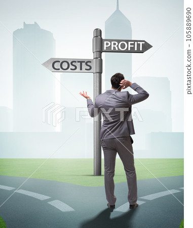 Businessman in difficult choice concept 105889690