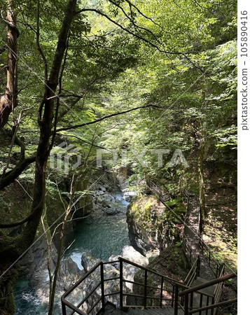 卡拉塔尼瀑布 105890416