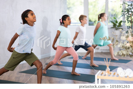 Young children practicing yoga. - Stock Photo [105891263] - PIXTA