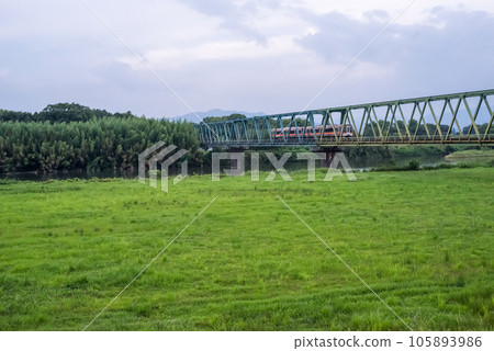 [Kisei Main Line] Rapid service Mie crossing the Kumoidegawa Bridge 105893986