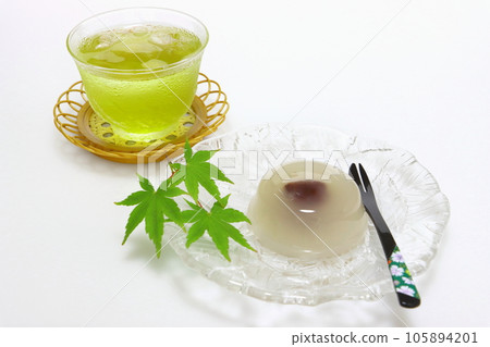 葛饅頭和冷茶 105894201