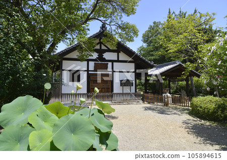 奈良市法華寺町法華寺浴室 105894615