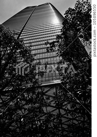 Scenery of skyscrapers such as Azabudai Hills, a redevelopment complex in Tokyo, monochrome 105896550