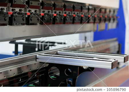 hydraulic press brake bending machine close up 105896790