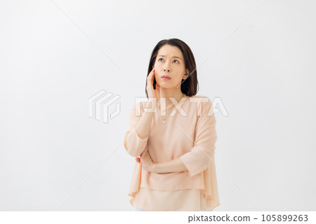 Troubling women 105899263