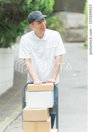 送貨上門 運輸 物流 105899925