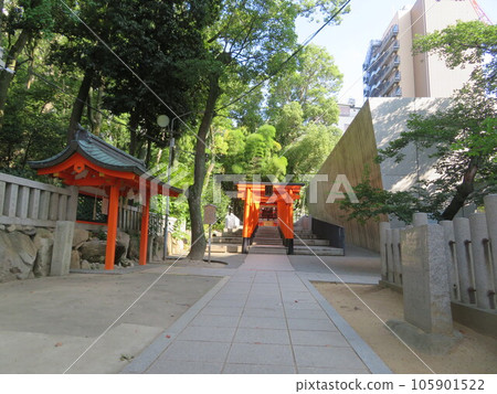 稻荷神社:生田神社本殿東北部,東門附近 稻荷神社:生田神社本殿東北部,東門附近 105901522