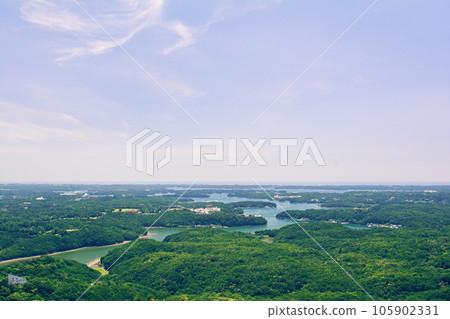 三重縣伊勢志摩:從橫山展望台眺望的景色 三重縣伊勢志摩:從橫山展望台眺望的景色 105902331